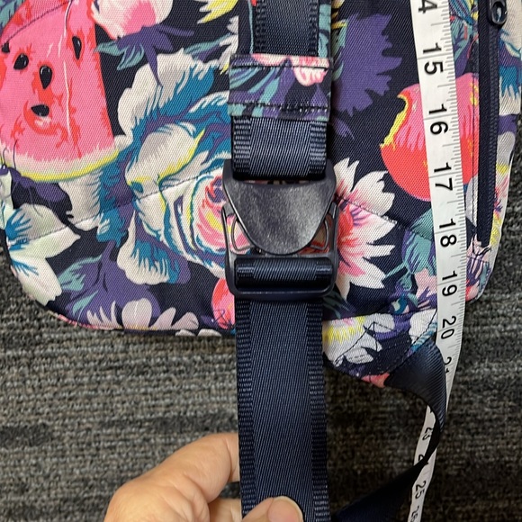 Vera Bradley sling bag - Picture 4 of 10